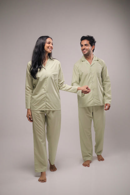 Manifesting More Love-Female thehouseofcomfort